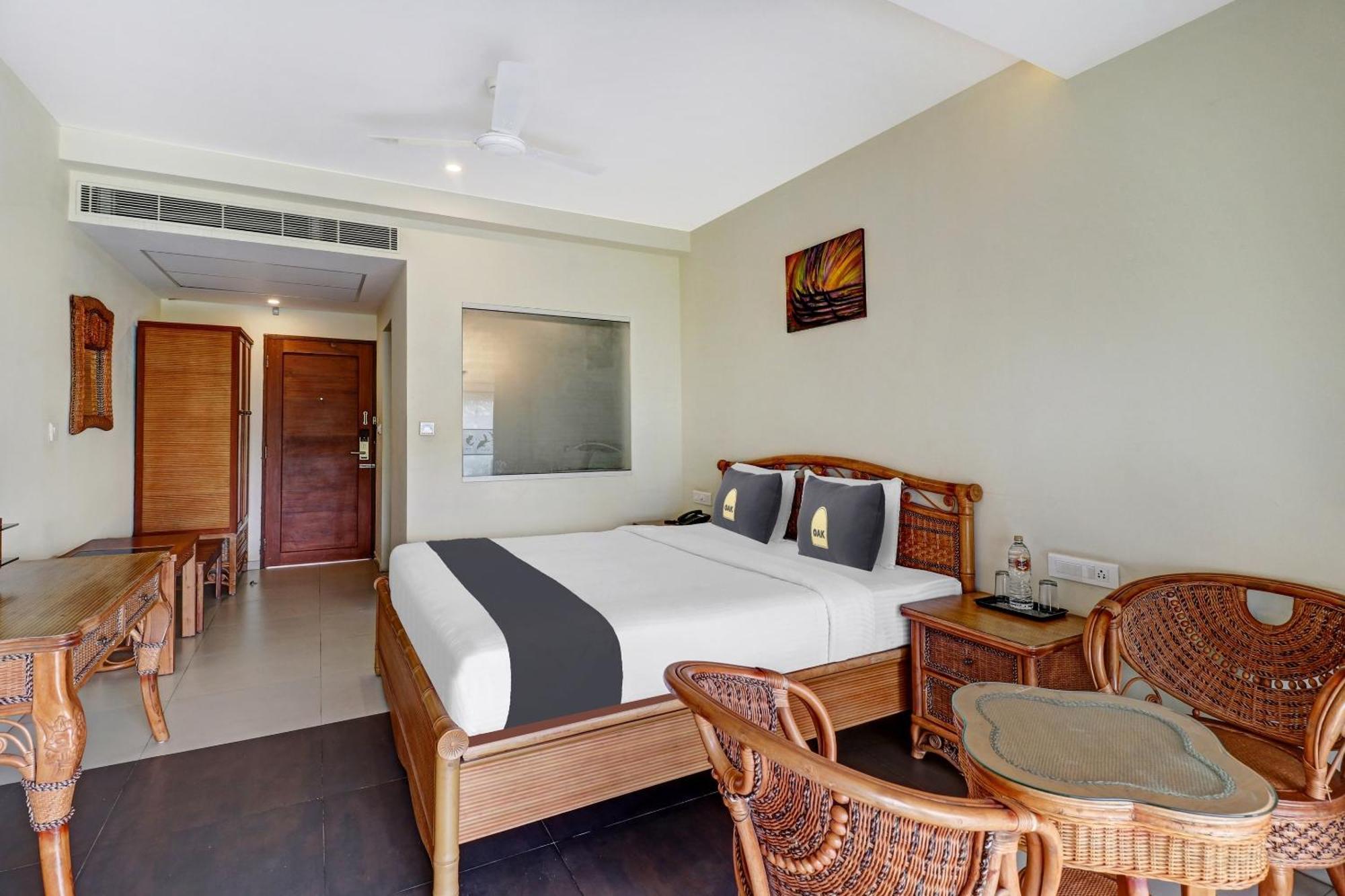 พาเล็ต - เอดาสเซอรี ซีไลน์ วิลลา สเตย์ Hotel Kochi ภายนอก รูปภาพ