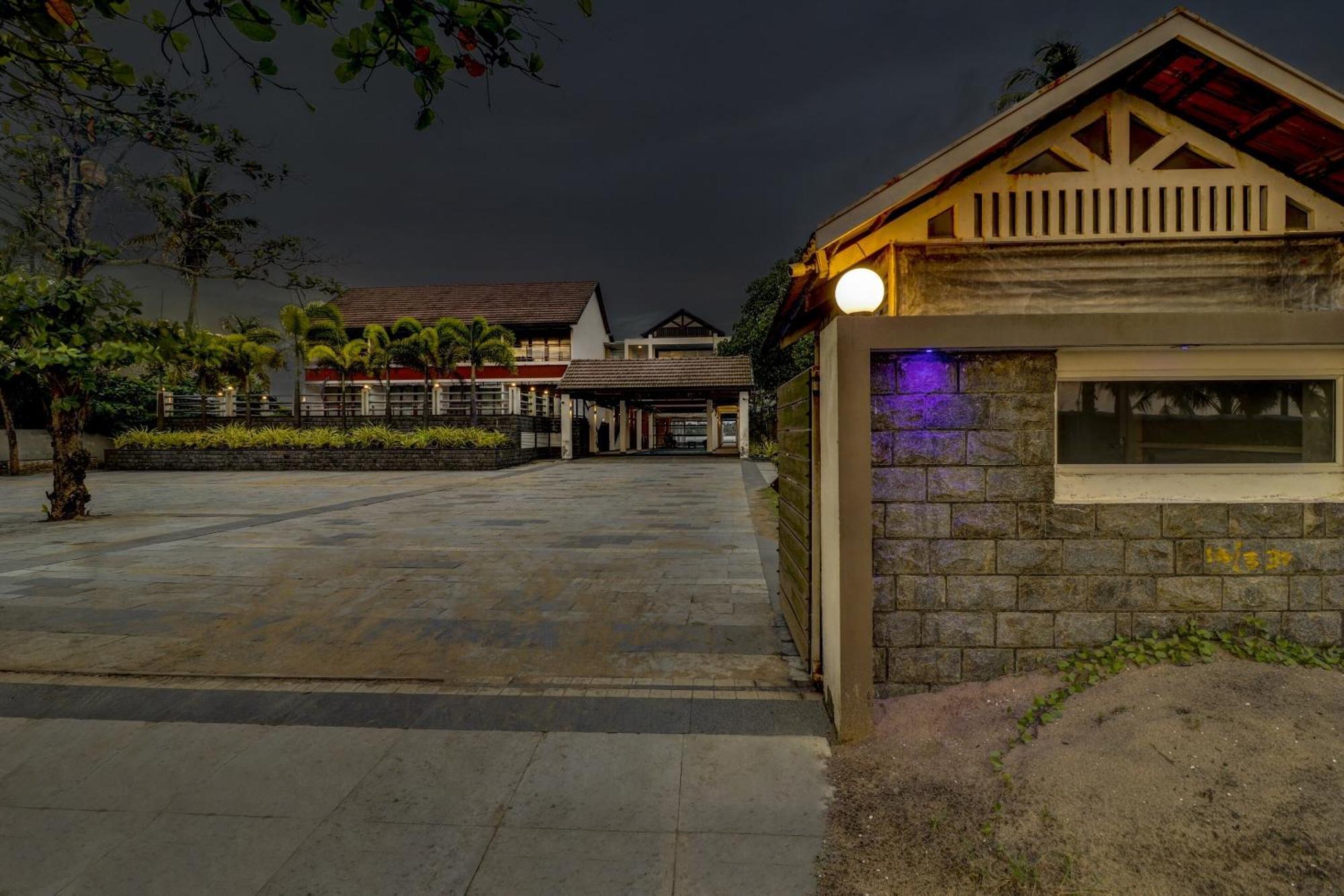 พาเล็ต - เอดาสเซอรี ซีไลน์ วิลลา สเตย์ Hotel Kochi ภายนอก รูปภาพ