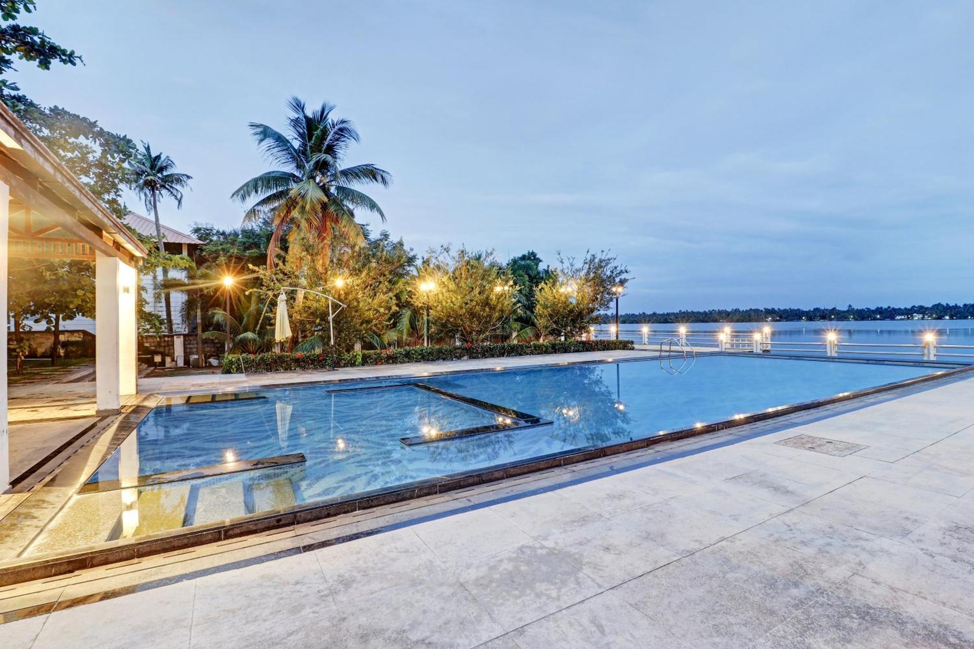 พาเล็ต - เอดาสเซอรี ซีไลน์ วิลลา สเตย์ Hotel Kochi ภายนอก รูปภาพ