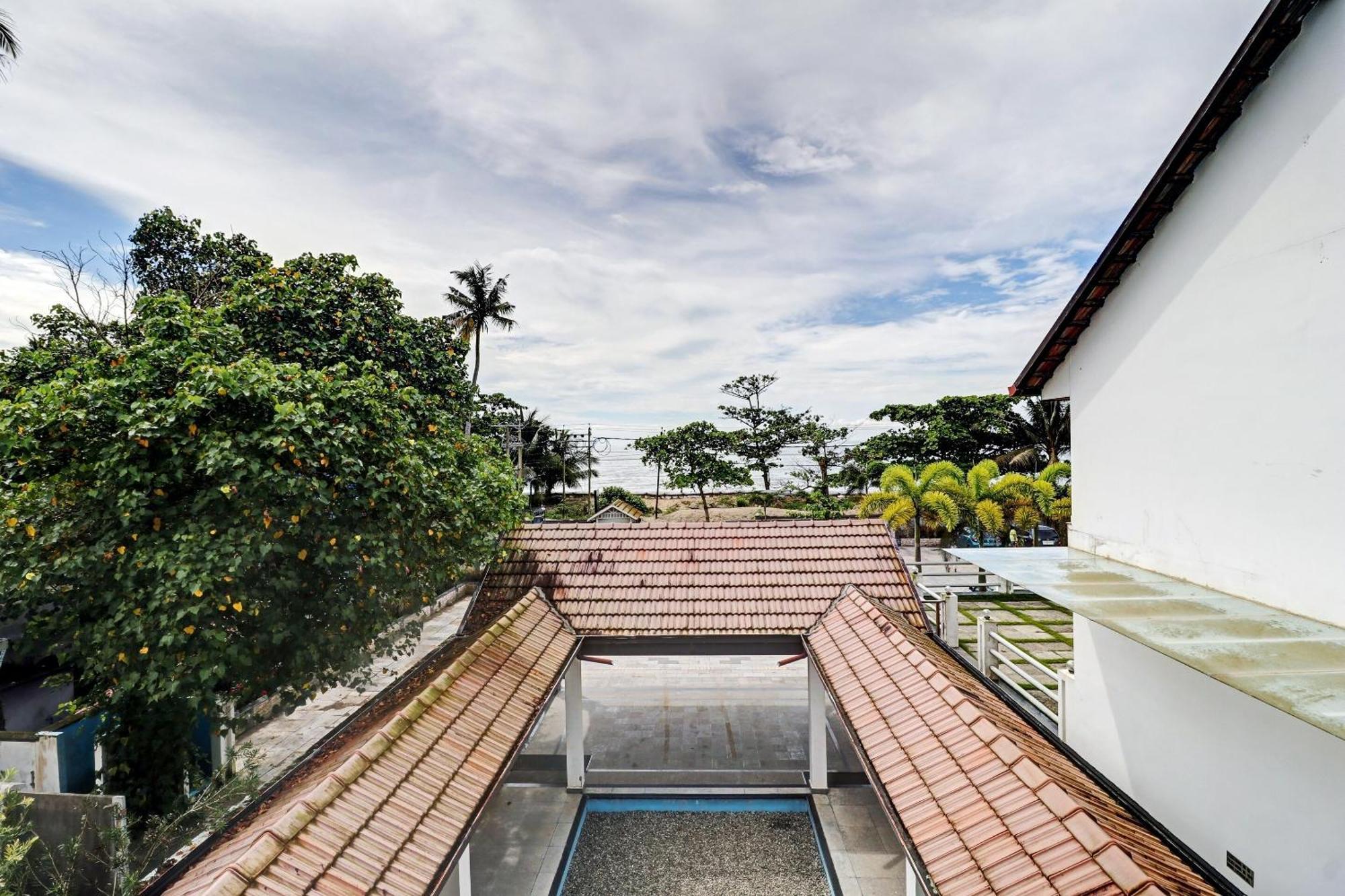 พาเล็ต - เอดาสเซอรี ซีไลน์ วิลลา สเตย์ Hotel Kochi ภายนอก รูปภาพ