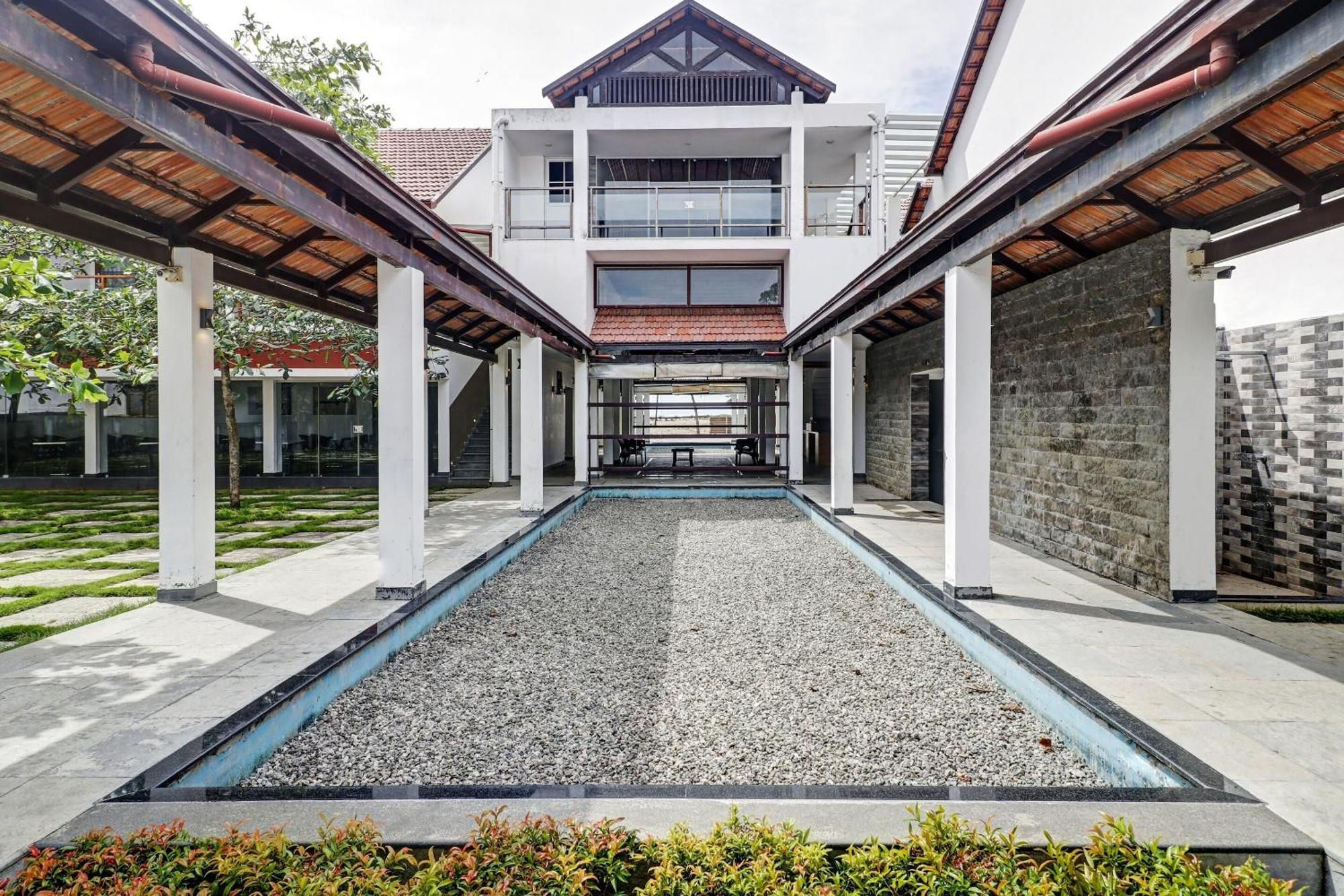พาเล็ต - เอดาสเซอรี ซีไลน์ วิลลา สเตย์ Hotel Kochi ภายนอก รูปภาพ