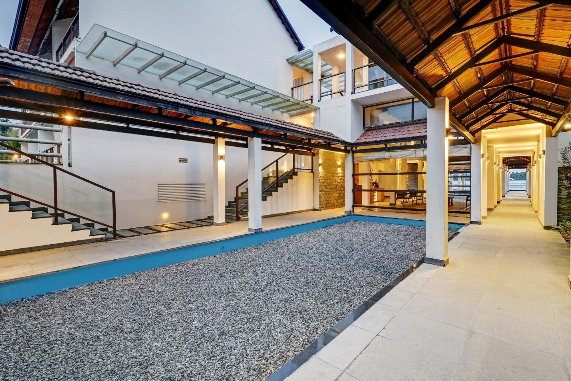 พาเล็ต - เอดาสเซอรี ซีไลน์ วิลลา สเตย์ Hotel Kochi ภายนอก รูปภาพ